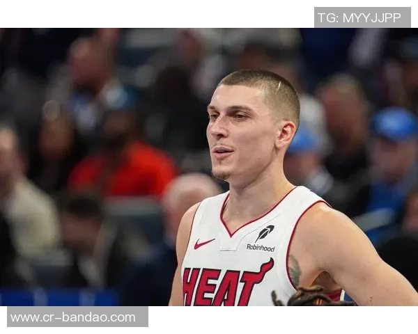 鲍威尔全场最高28分难救主末节连续得分却无力回天